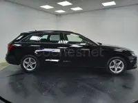 Usado Audi A4 Advanced Plus 151 CV (111 kW) 2021 Negro Familiar