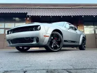 Usado Dodge Challenger 375 CV (275 kW) 2023 Gris / plata Coupe