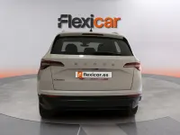Usado Skoda Karoq Ambition 116 CV (85 kW) 2022 Blanco SUV