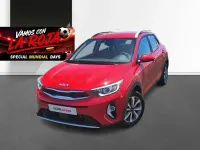 Usado Kia Stonic 100 CV (73 kW) 2025 Rojo SUV