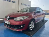 Usado Renault Mégane III Business 95 CV (69 kW) 2014 Rojo Berlina