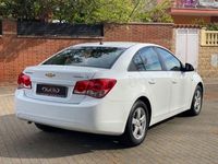 usado Chevrolet Cruze 1.6 LS + Clima 91 kW (124 CV)