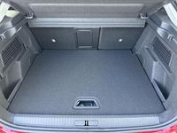 Usado Citroën C4 136 CV (100 kW) 2024 Rojo Berlina