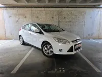 Käytetty Ford Focus Trend 101 HP (74 kW) 2012 Valkoinen Sedan