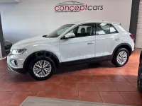 Usado VW T-Roc Business 115 CV (84 kW) 2024 Blanco SUV