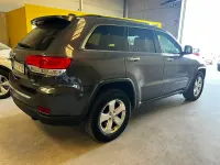Usado Jeep Grand Cherokee Limited 250 CV (183 kW) 2014 Gris / plata SUV