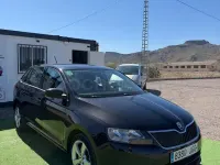 Usado Skoda Rapid Ambition 116 CV (85 kW) 2016 Negro Utilitario