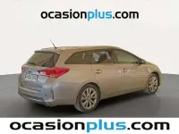 Usado Toyota Auris Touring Sports Active 136 CV (100 kW) 2014 Marrón Familiar