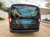 Usado VW Caddy Maxi 102 CV (75 kW) 2023 Negro Monovolumen