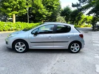 Usado Peugeot 207 92 CV (67 kW) 2010 Gris / plata Berlina