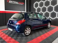 Usado Peugeot 308 120 CV (88 kW) 2009 Azul Berlina