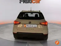 Używany Seat Arona Ecomotive 95 KM (69 kW) 2017 Biały SUV
