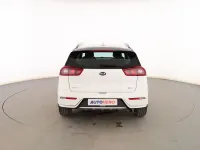 Usado Kia Niro 141 CV (103 kW) 2017 Blanco SUV