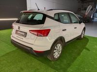Usado Seat Arona Ecomotive 95 CV (69 kW) 2018 Blanco SUV