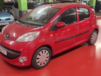 Usado Peugeot 107 Urban Move 68 CV (50 kW) 2007 Rojo Utilitario