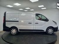 Usado Renault Trafic 95 CV (69 kW) 2018 Blanco Monovolumen