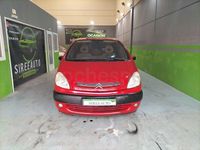 Usado Citroën Xsara Picasso 90 CV (66 kW) 2002 Rojo Monovolumen