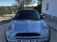 Usado Mini ONE 90 CV (66 kW) 2002 Gris / plata Utilitario
