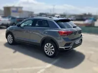 Usado VW T-Roc Advance 116 CV (85 kW) 2021 Gris SUV