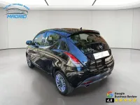 Usado Lancia Ypsilon Gold 86 CV (63 kW) 2012 Negro Utilitario