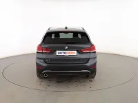 Usado BMW X1 Advantage 140 CV (102 kW) 2021 Gris SUV