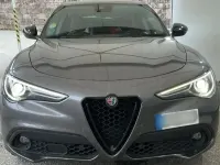 Usado Alfa Romeo Stelvio Executive 210 CV (154 kW) 2019 Gris / plata SUV