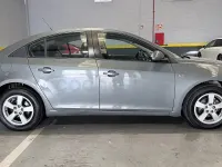 Usado Chevrolet Cruze LS 124 CV (91 kW) 2011 Gris / plata Berlina