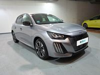 Usado Peugeot 208 Allure 101 CV (74 kW) 2025 Gris Utilitario