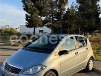 Usado Mercedes A180 Exclusive 109 CV (80 kW) 2009 Azul Monovolumen