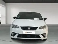 Usado Seat Ibiza FR 115 CV (84 kW) 2025 Blanco Utilitario