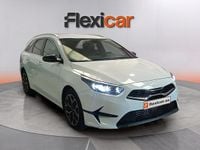 Usado Kia Ceed Style 100 CV (73 kW) 2025 Blanco Utilitario