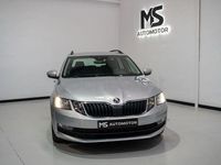 Usado Skoda Octavia Style 115 CV (84 kW) 2019 Gris / plata Familiar