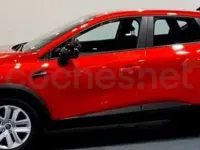 Usado Renault Captur Evolution 100 CV (73 kW) 2025 Rojo SUV