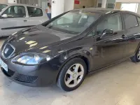 Usado Seat Leon Stylance 105 CV (77 kW) 2007 Negro Utilitario