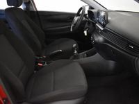 Usado Hyundai i20 100 CV (73 kW) 2025 Granate Utilitario