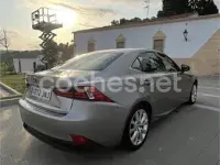 Usado Lexus IS300h Executive Line 223 CV (164 kW) 2016 Gris / plata Berlina