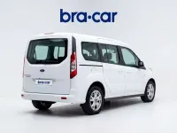 Usado Ford Tourneo Trend 120 CV (88 kW) 2021 Blanco Monovolumen
