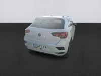 Usado VW T-Roc Advance 110 CV (80 kW) 2022 Blanco SUV
