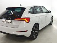 Usado Skoda Scala Sport 110 CV (80 kW) 2021 Blanco Utilitario