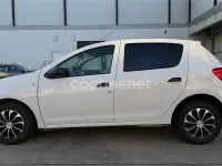 Usado Dacia Sandero Ambiance 75 CV (55 kW) 2015 Blanco Berlina