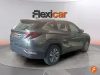 Usado Hyundai Tucson 115 CV (84 kW) 2021 Verde SUV