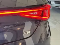 Usado Seat Leon FR 150 CV (110 kW) 2022 Negro Berlina