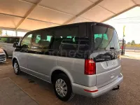 Usado VW Caravelle 150 CV (110 kW) 2017 Gris / plata Van