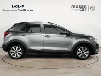 Usado Kia Stonic 100 CV (73 kW) 2025 Gris astro SUV