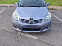 Usado Toyota Verso Active 126 CV (92 kW) 2009 Gris / plata Monovolumen