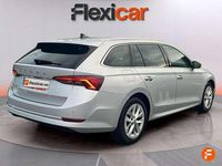 Usado Skoda Octavia Ambition 150 CV (110 kW) 2022 Gris Utilitario