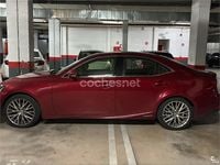 Usado Lexus IS300h Luxury Line 223 CV (164 kW) 2017 Granate Berlina
