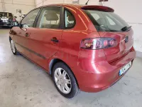 Usado Seat Ibiza 80 CV (58 kW) 2007 Rojo Utilitario