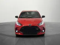 Uusi Toyota Yaris Hybrid Sport 130 HP (95 kW) 2025 Punainen