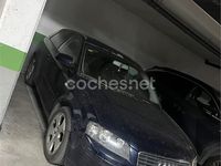 Usado Audi A3 Ambiente 140 CV (102 kW) 2004 Azul Utilitario